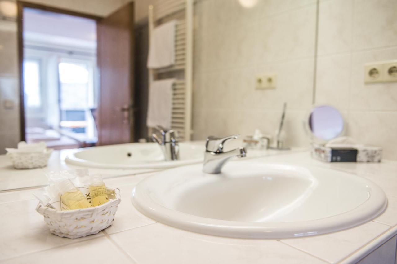Hotel Hanses-Braeutigam Schmallenberg Ngoại thất bức ảnh